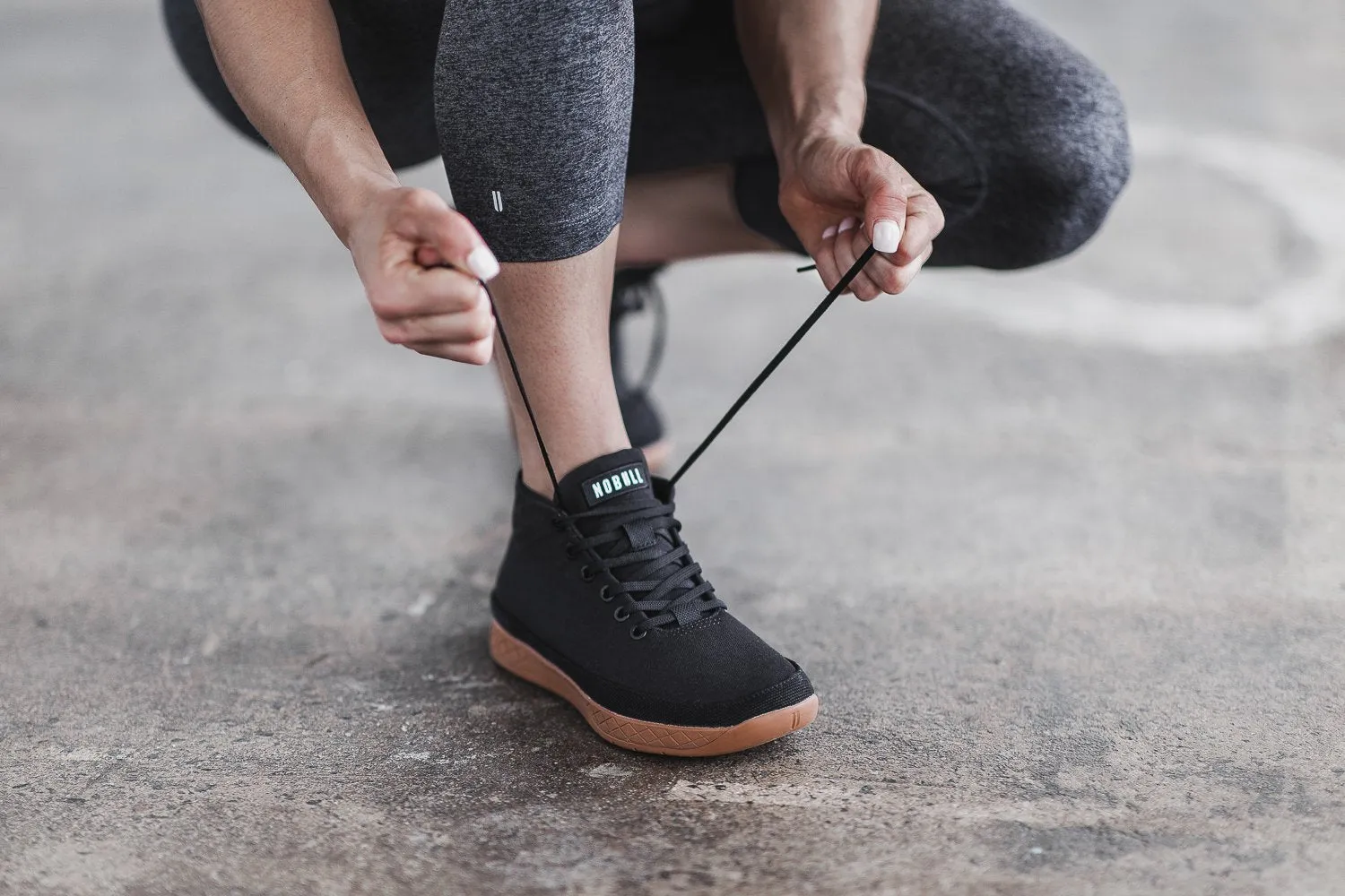 BLACK COFFEE CANVAS MID TRAINER (WOMEN'S)