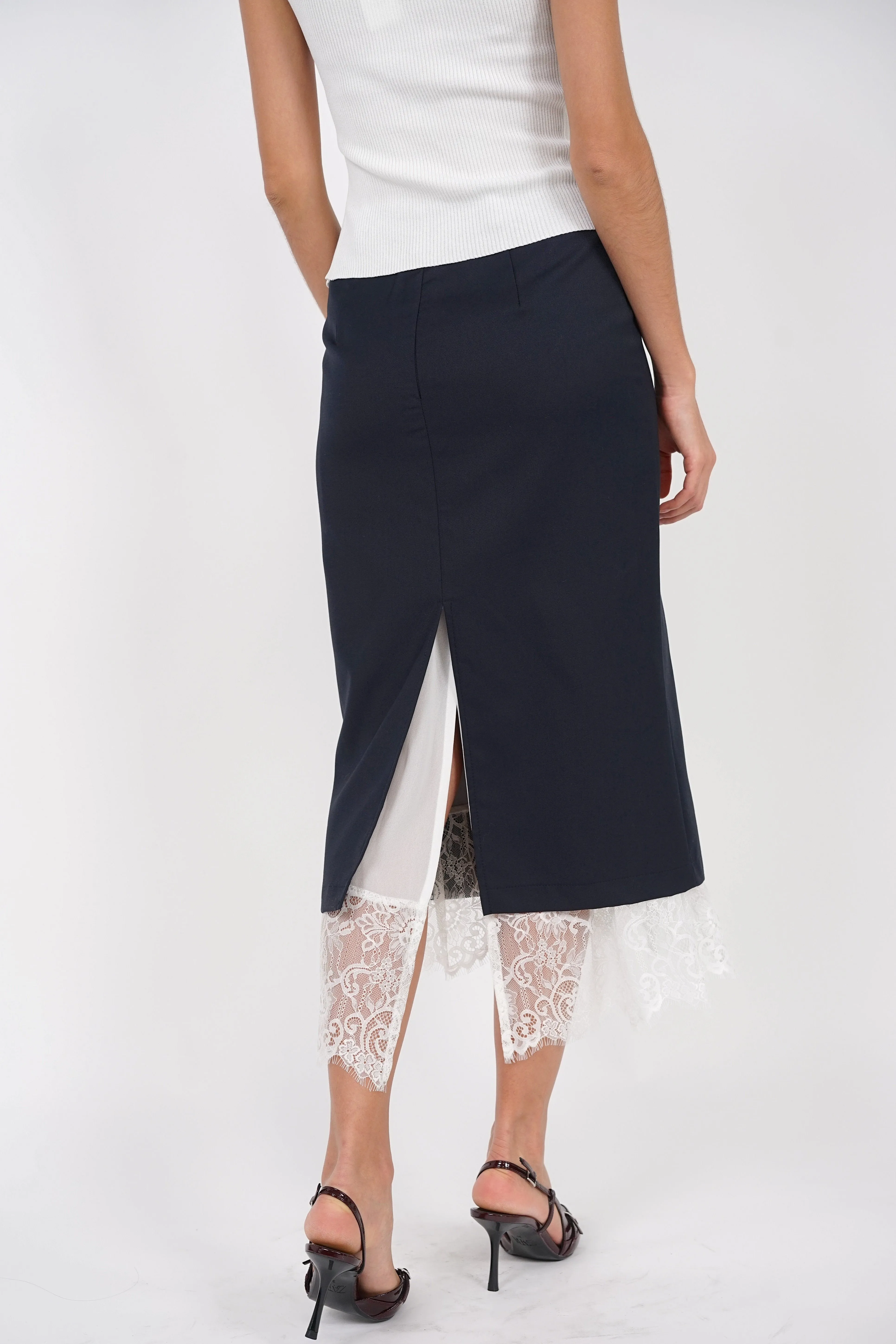 Dreamy Lace Skirt in Navy