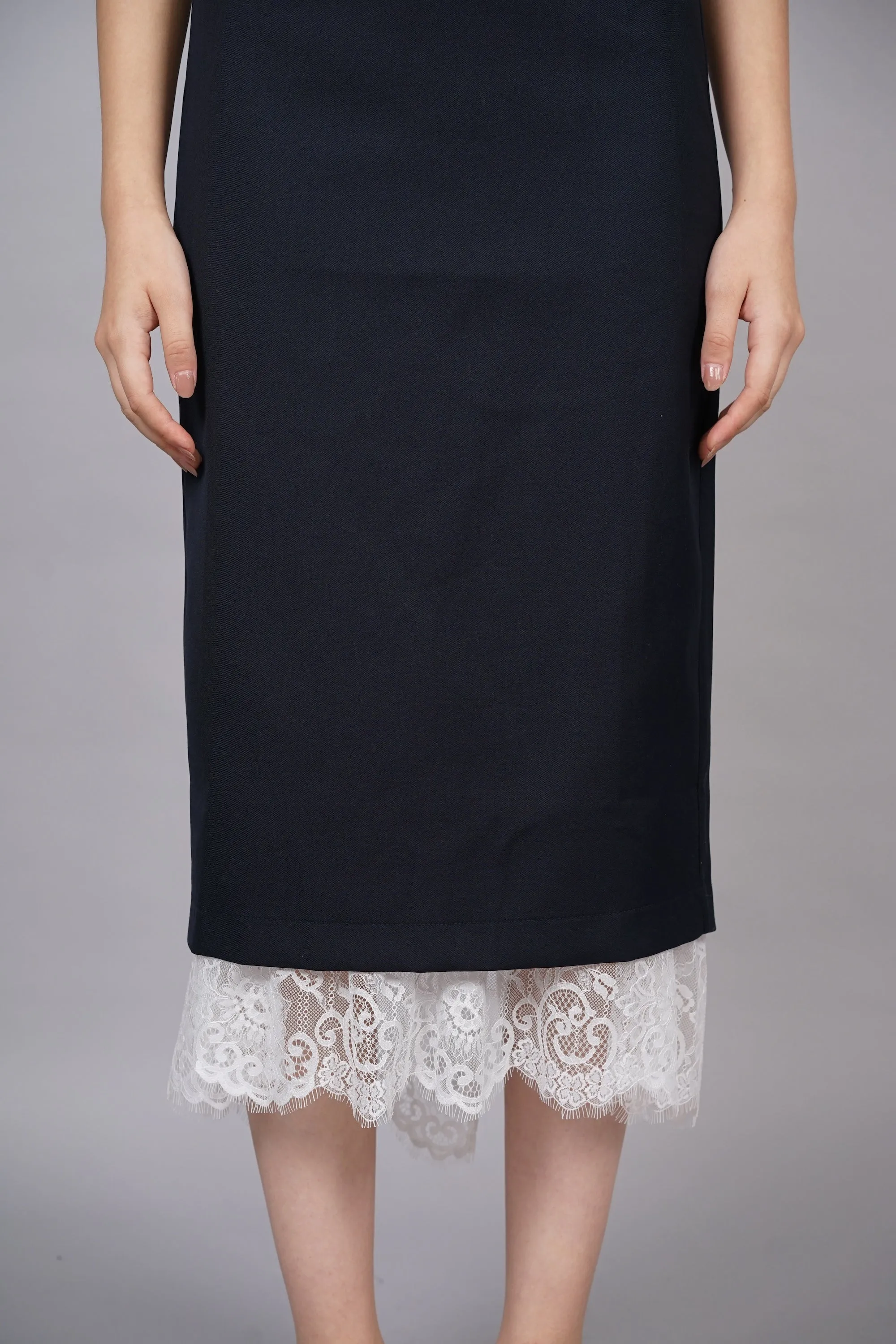 Dreamy Lace Skirt in Navy