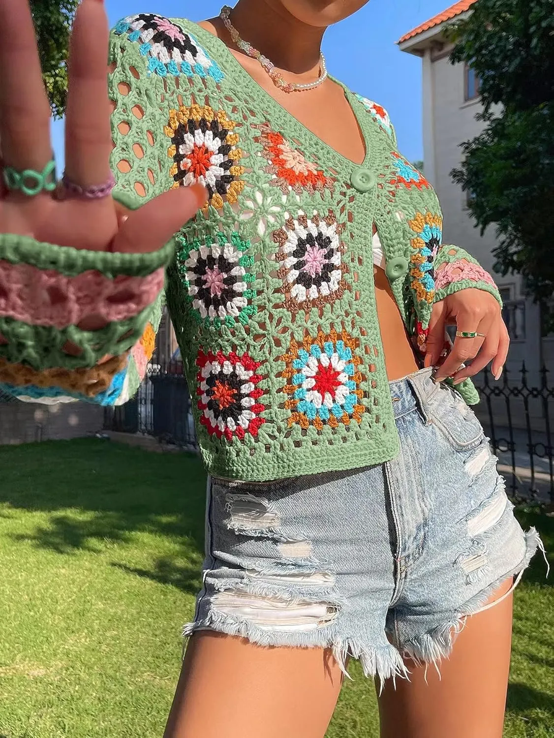 SHENHE Women's Floral Crochet Cardigan Hollow Out V Neck Button Down Long Sleeve Cropped Sweater