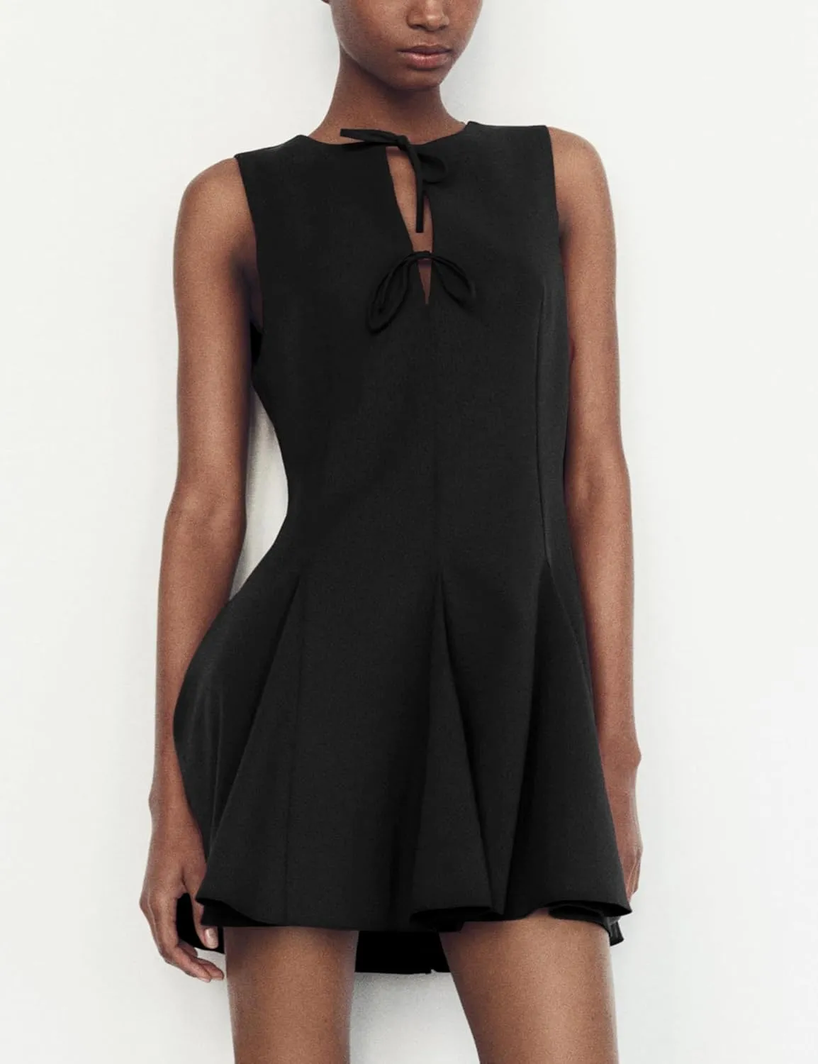 Sleeveless A Line Mini Dress for Women Summer Tie Front Club Party Bow Short Dresses