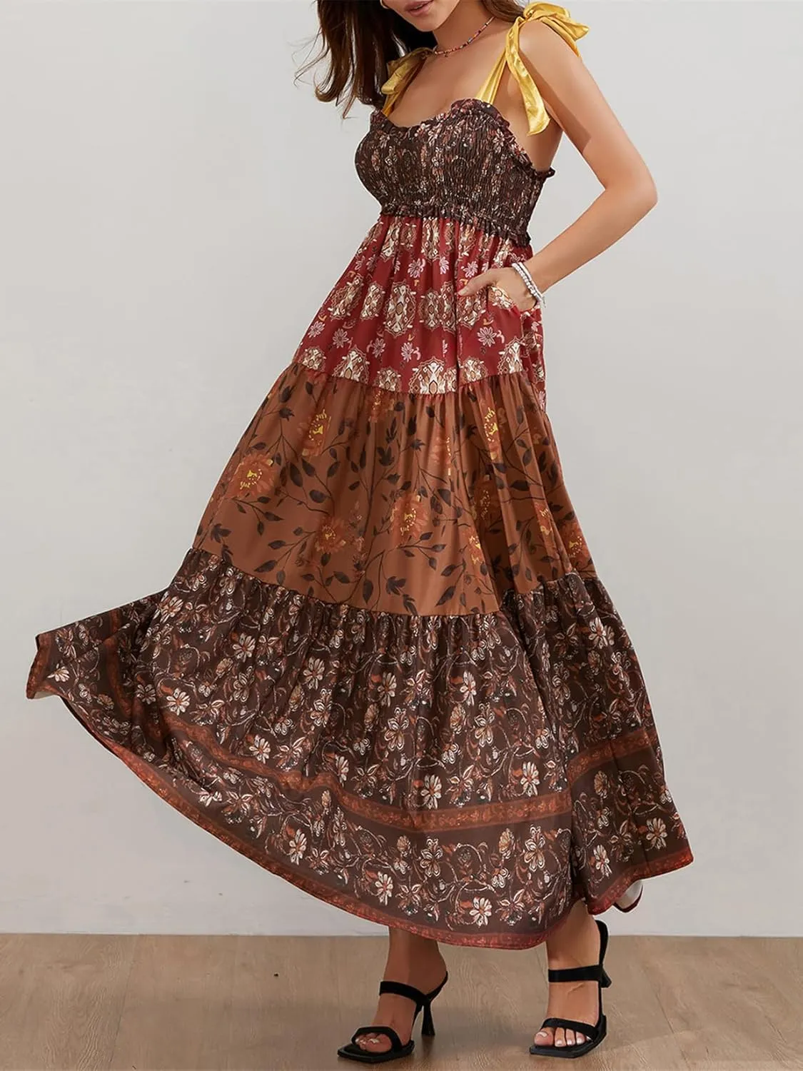 Women Flowy Smocked Tie Shoulder Maxi Dress Boho Summer Beach Floral Long Dress Y2K Sleeveless Square Neck Sundress
