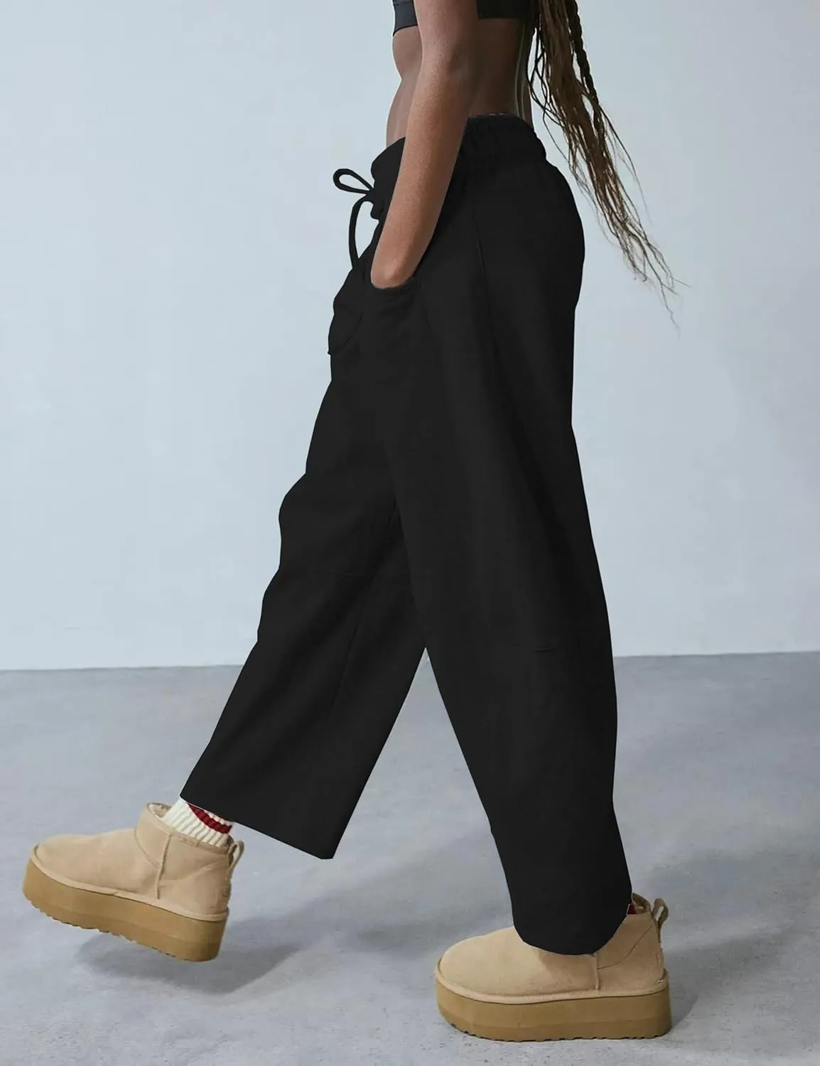Womens Barrel Leg Sweatpant Mid Rise Elastic Waist Drawstring Casual Baggy Wide Leg Pants with Pockets