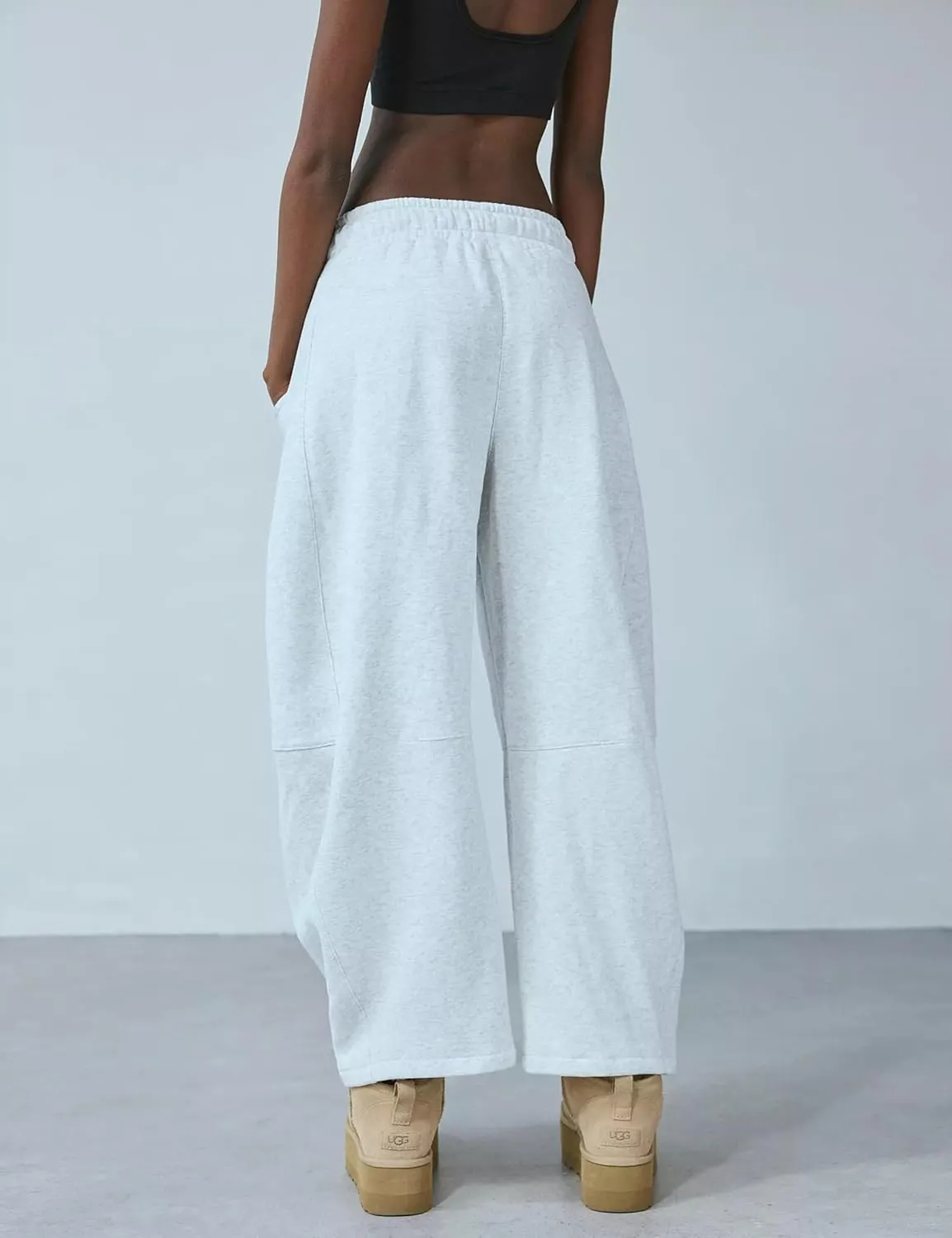 Womens Barrel Leg Sweatpant Mid Rise Elastic Waist Drawstring Casual Baggy Wide Leg Pants with Pockets