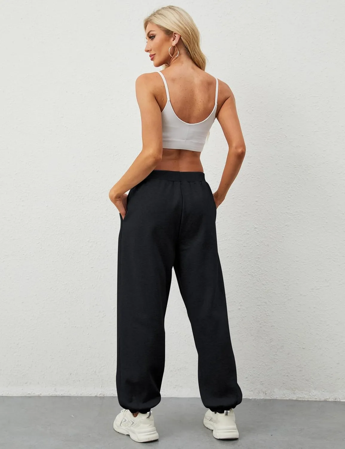 Women's Hoodie and Sweatpants Set for Women 2 Piece Outfits Tracksuit Oversized Sweatshirt and High Waist Sweatpants