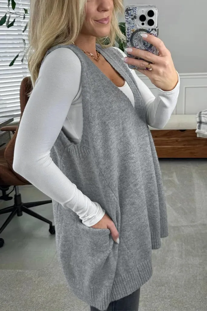 yoeasy Womens Sleeveless Sweater Vest Oversized V Neck Loose Knit Casual A Line Tunic Pullover Top with Pockets